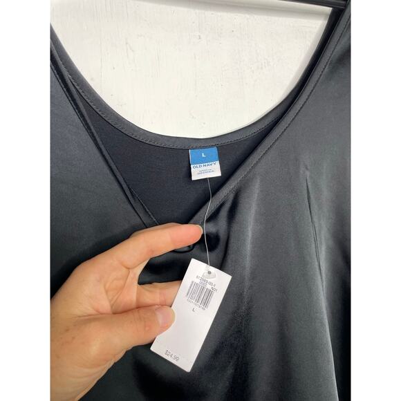 NEW Old Navy Black Silky Tank Top Size Large - Picture 3 of 5